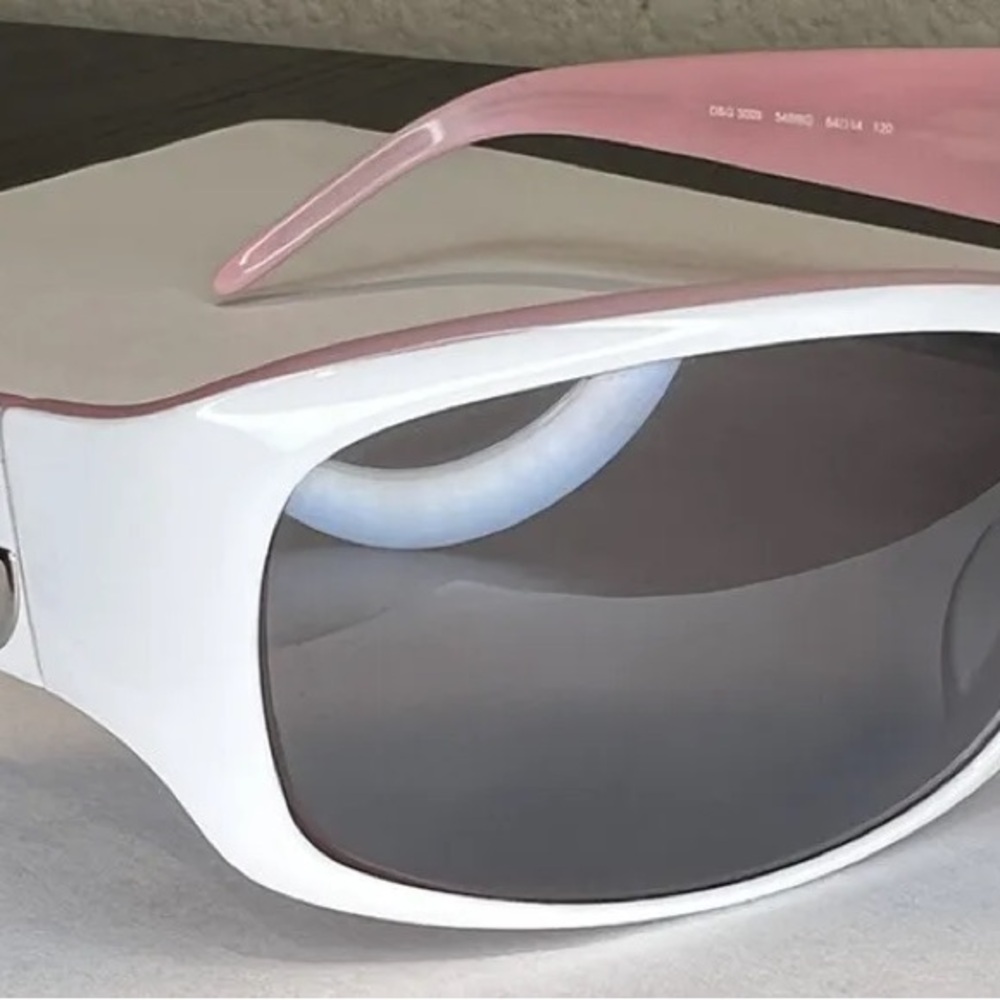 D&G White and Pink Women's Sunglasses - Picture 8 of 16